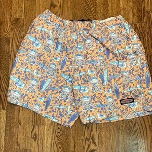 Men’s swim trunks